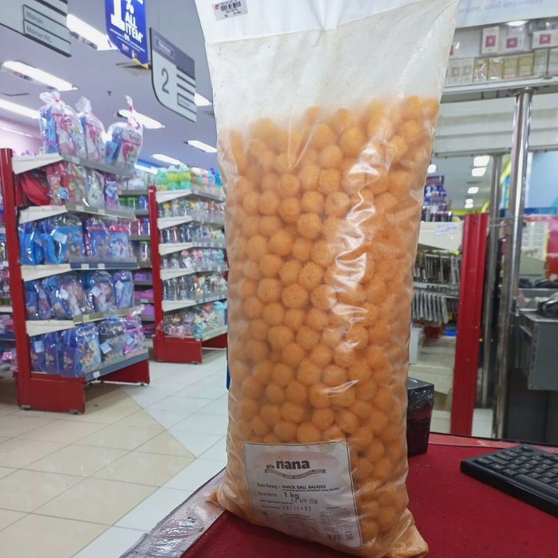 SNACK  BALL BALADO KEJU COKLAT 1Kg