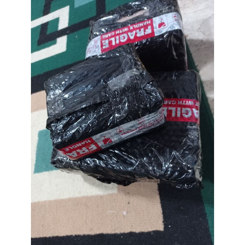 

bublewrap+kardus, extra packing