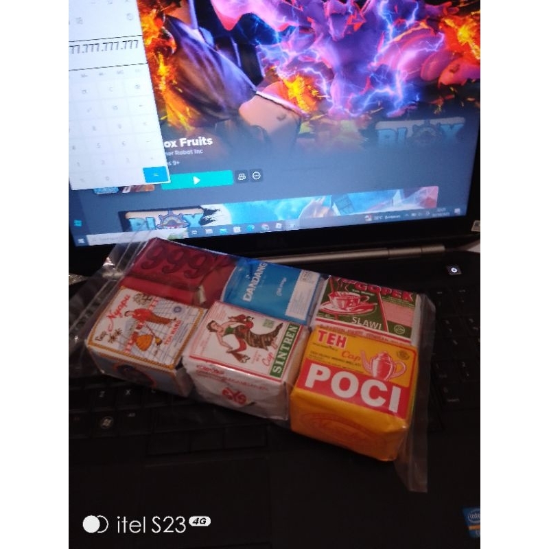 

Paket 1 Racikan Teh Khas Solo kombinasi Teh rahasia Tradisional Solo