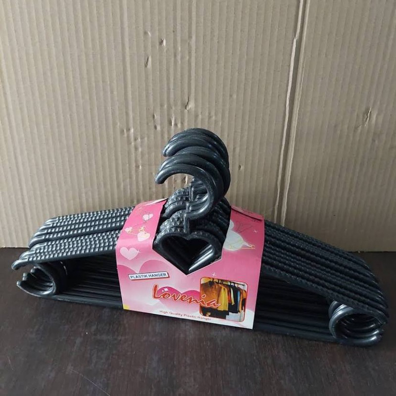 LOVENIA GANTUNGAN / HANGER HITAM ROTAN