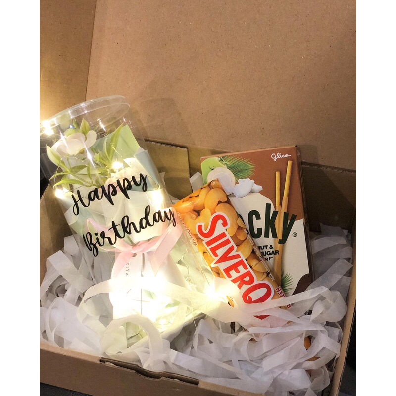 

gift box tumbr lamp bunga hadiah kado