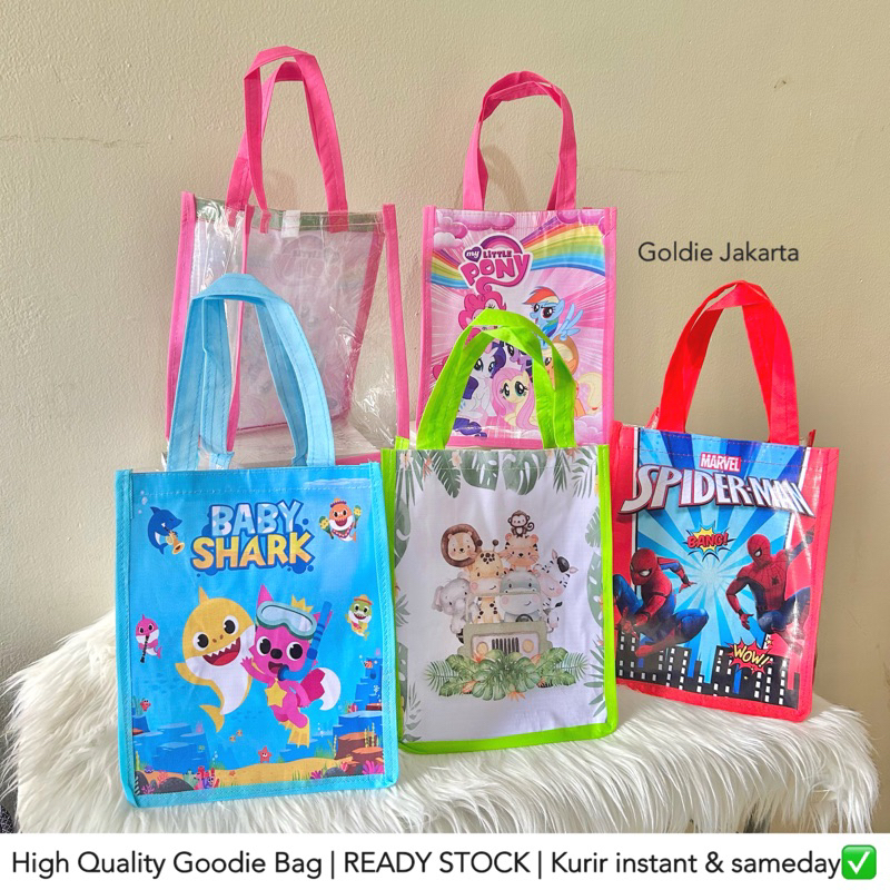 

Tas Goodie Bag Mika Ulang Tahun Anak TRANSPARAN Mika Tebal Hampers Ulangtahun Anak Tas Anak Kartun