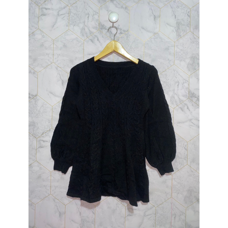 rajut hitam tunik lengan balon