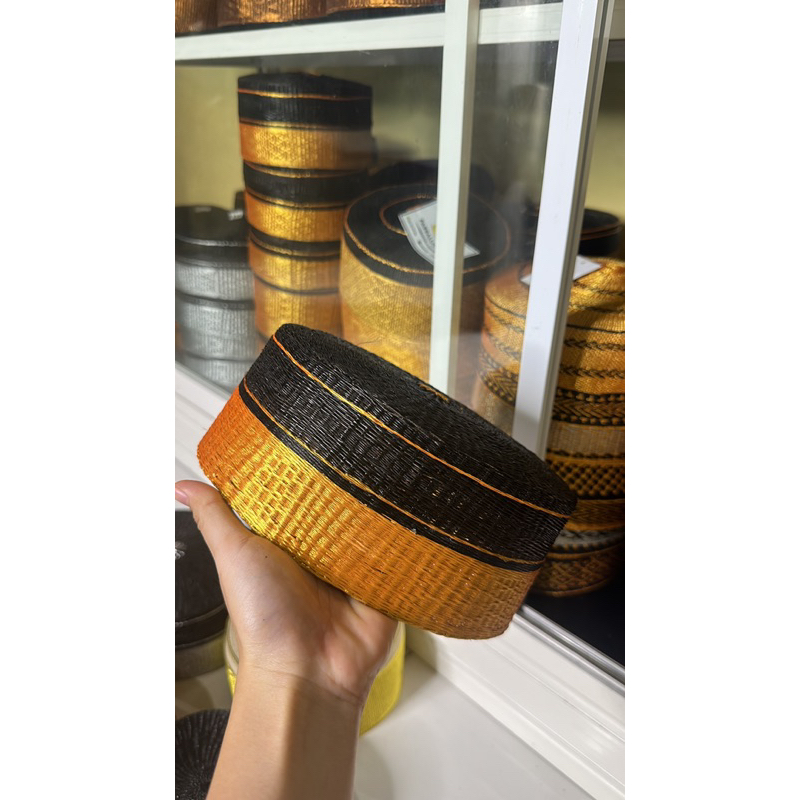 songkok recca/songko _to_bone/ songkok khas bone/peci bugis/ kualitas standar (kasar)