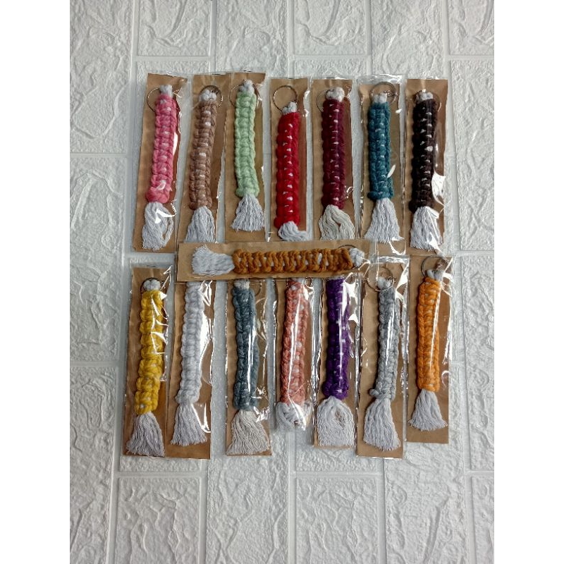 gantungan kunci macrame/ souvernir pernikahan/souvernir acara/harga grosir termurah dijamin