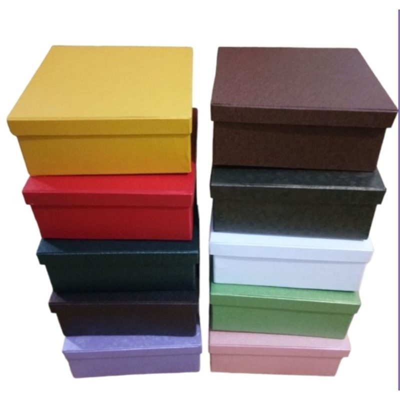 

RB bok kotak kado/bok hadiah/bok souvenir 20x20cm