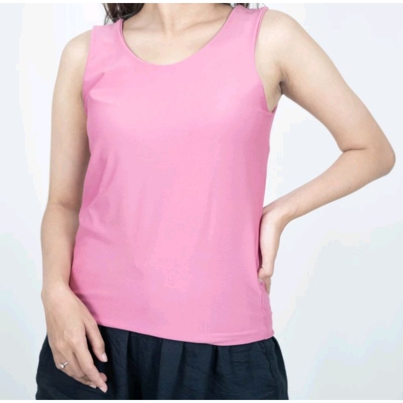 Tanktop Model Tali Besar Bahan Lembut - Singlet Olahraga Wanita Warna Hitam - Pakaian Dalam Warna Bl