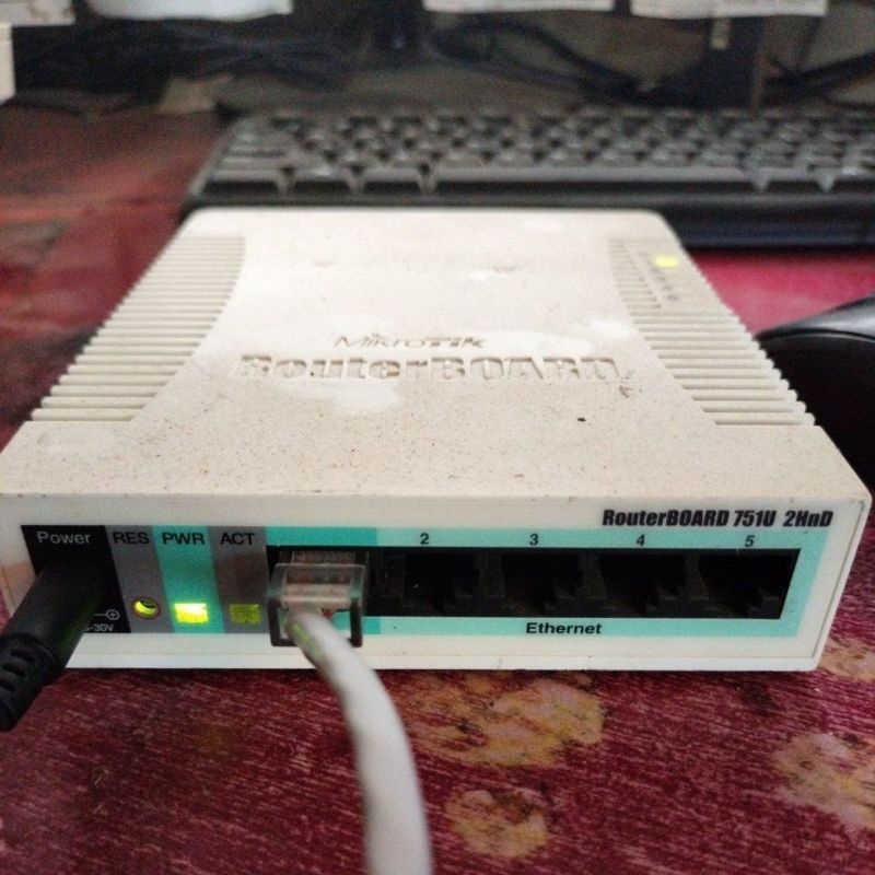 Mikrotik RB751U 2HnD