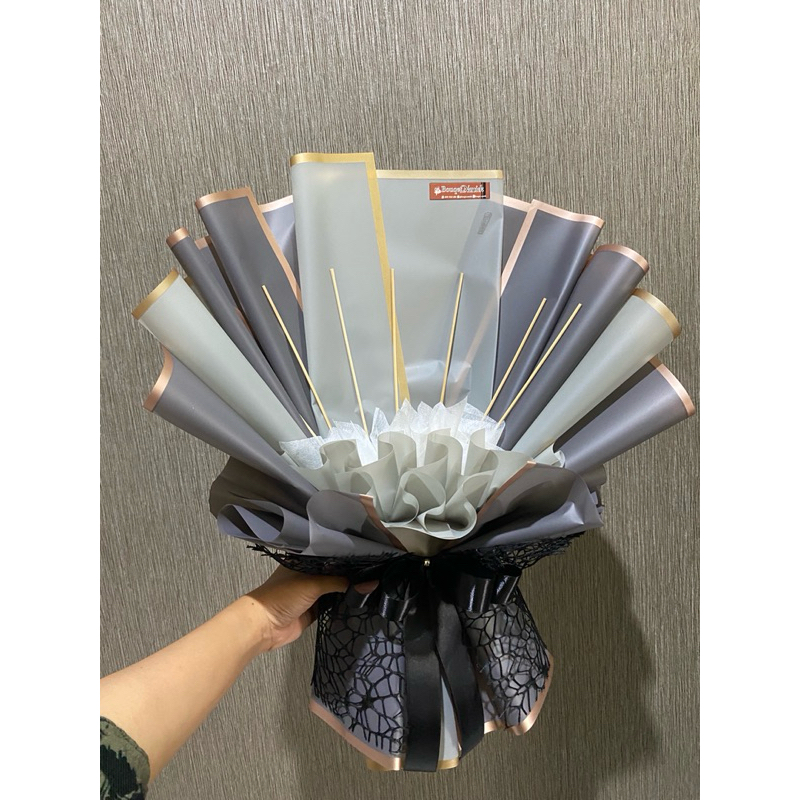 Buket Jajan/Uang Kosong (Medium) KERANGKA BUKET  Jajan Bunga Wisuda Uang Boneka Mix Bunga mainan Bun