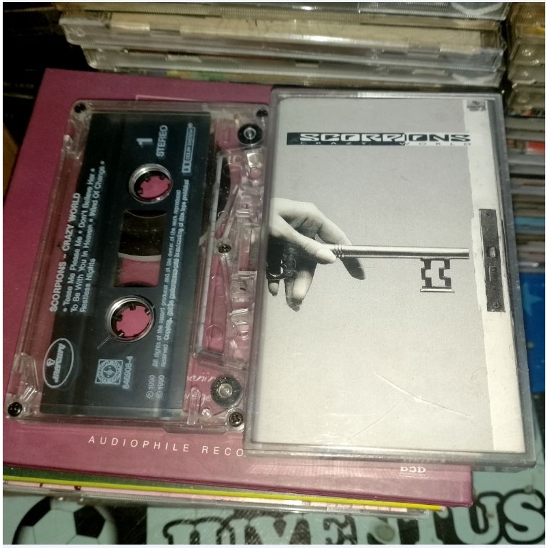 kaset pita:#1 Scorpions-Crazy World