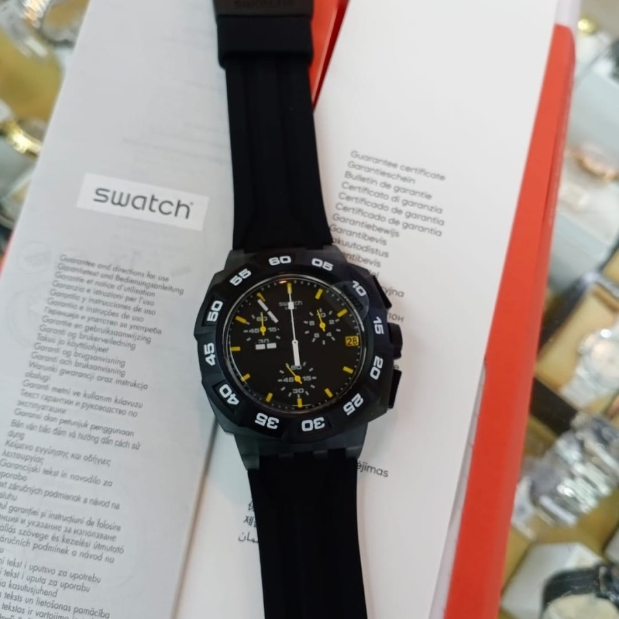 Swatch CHRONO Jam Tangan Pria Strap Karet SUlB414 BLACK HERO Original