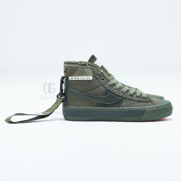 Compass Retrograde High Flight Jacket
