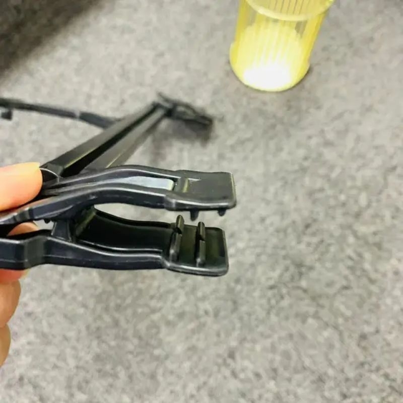 RB hanger jepit dewasa-remaja plastik hanger jepitcelana dewasa 30 cm hanger gantungan baju jepit