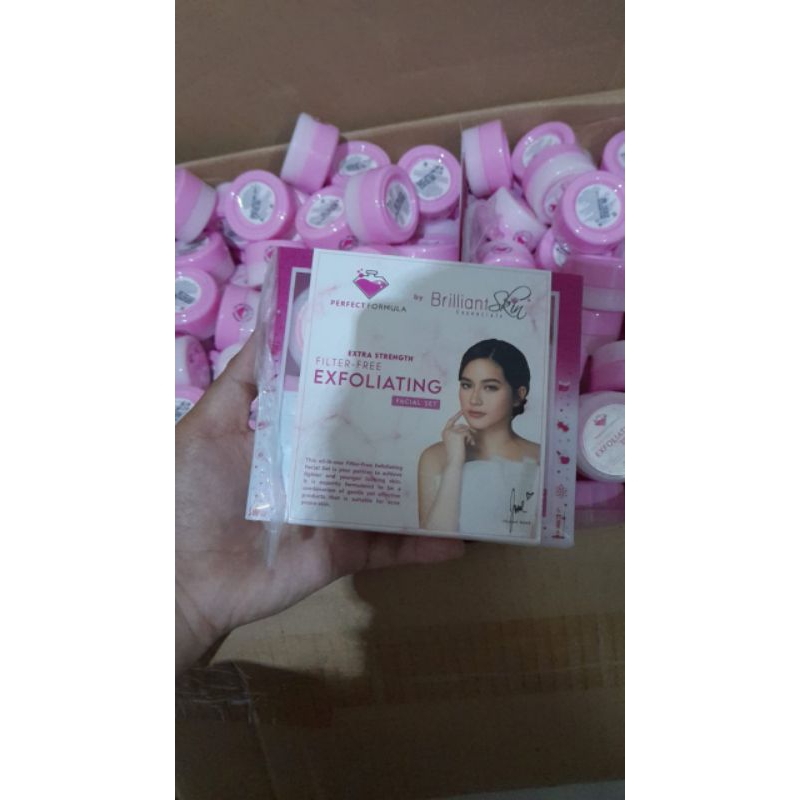 EXFOLIATING FACIAL SET BRILLIANT SKIN