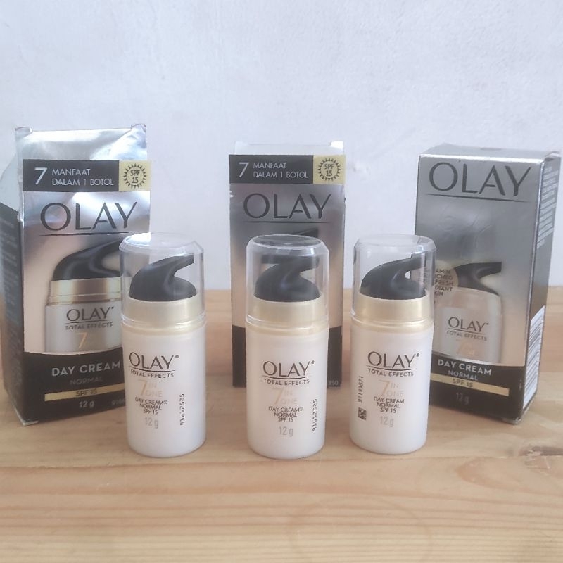 Olay Total Effects 7 In One SPF 15  Day Cream Normal 12g/20g (Tanpa Dus Exp  05 /2026)