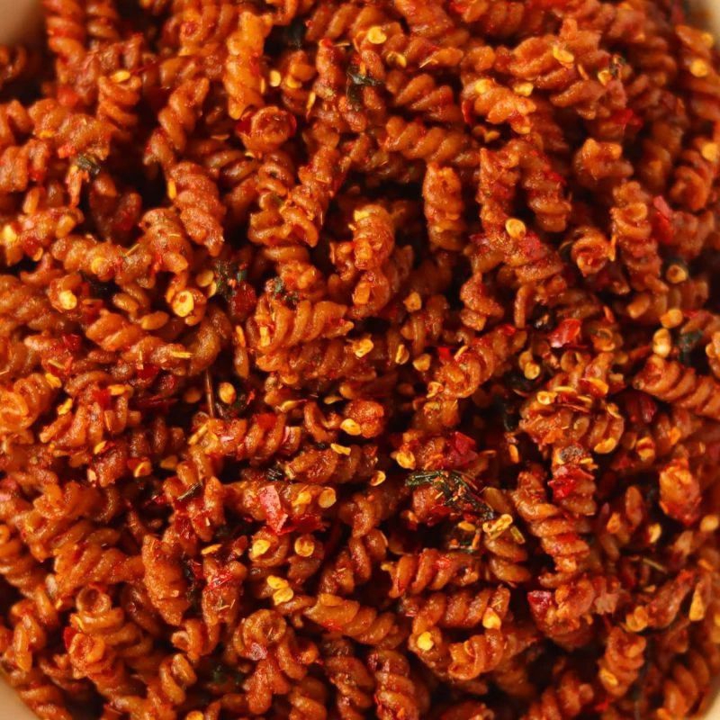 

MAKARONI SPIRAL EXTRA PEDAS DAUN JERUK ISI 1KG