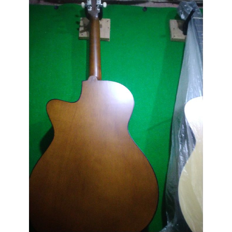 gitar akustik sayur yamaha