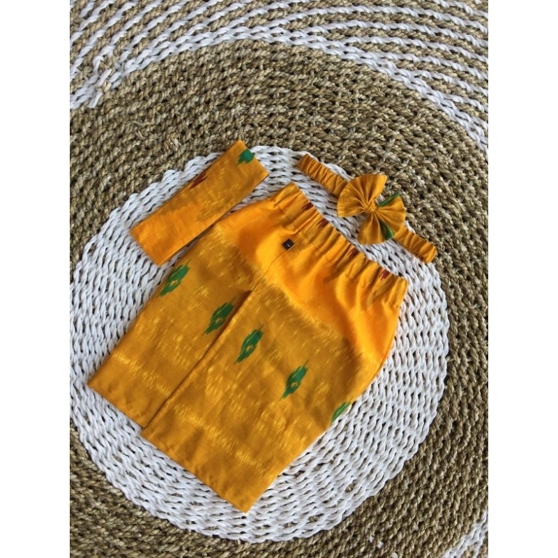 Size 0-5 tahun kamen cepuk kamen kuning tiga bulanan otonan endek kamen kuning pakaian adat bali kam