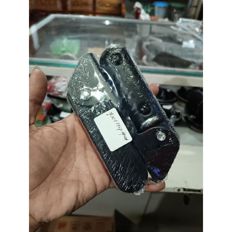 pijakan kaki sepeda listrik