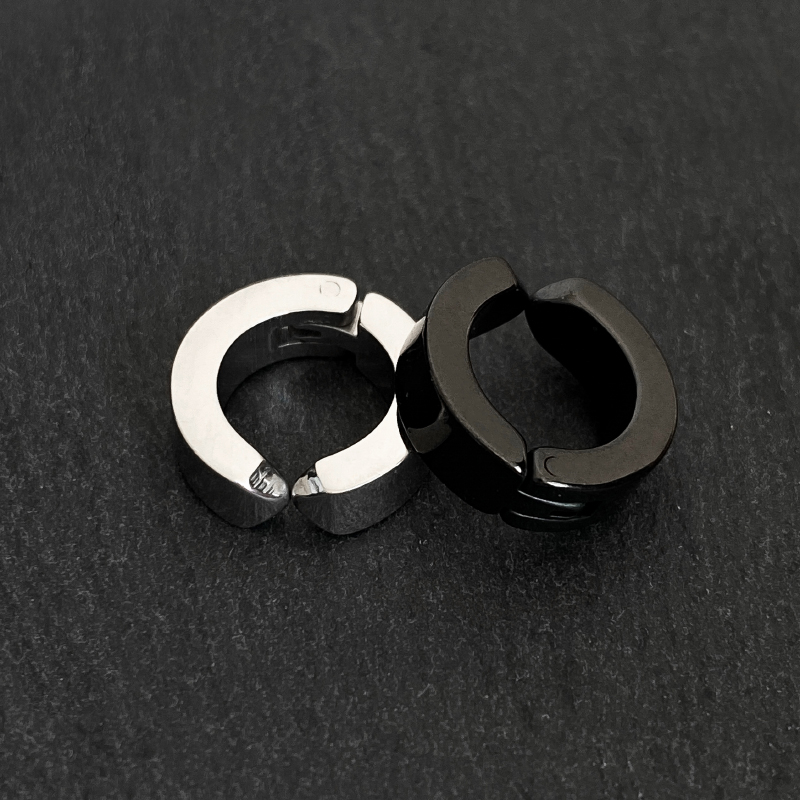 Jepit telinga yang ditindik Anting-anting baja titanium versi Korea Jepit tulang telinga pria Anting