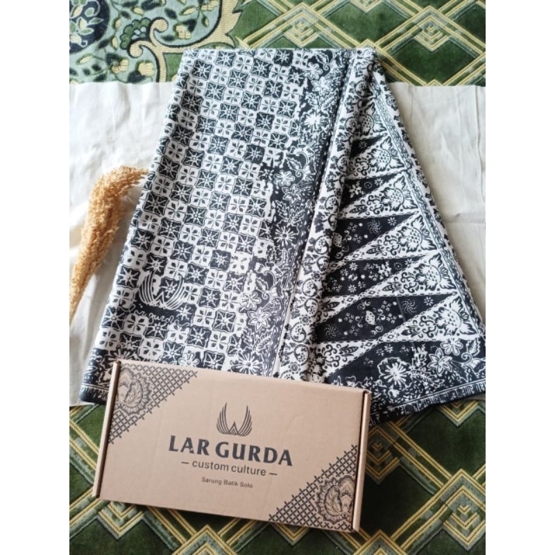 Sarung batik Lar Gurda Kelengan Series Original Lar Gurda