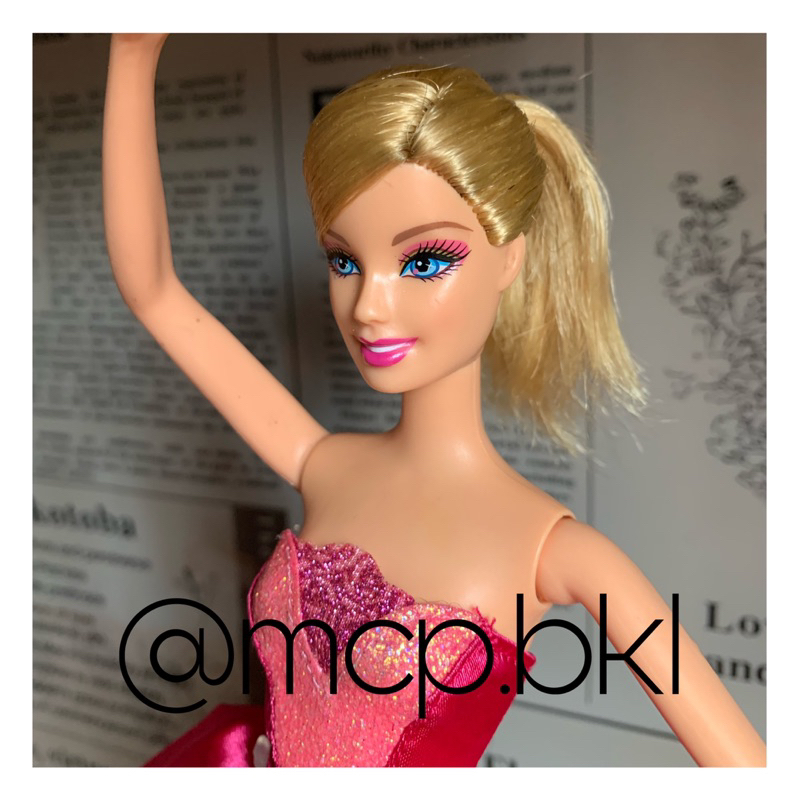 Barbie as Krystin Faraday Pink Shoes Movie Budjet Version Preloved