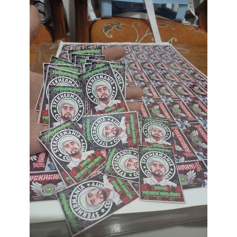 

Stiker SYEKHERMANIA Desain Suka Suka (BACA DESKRIPSI DULU)