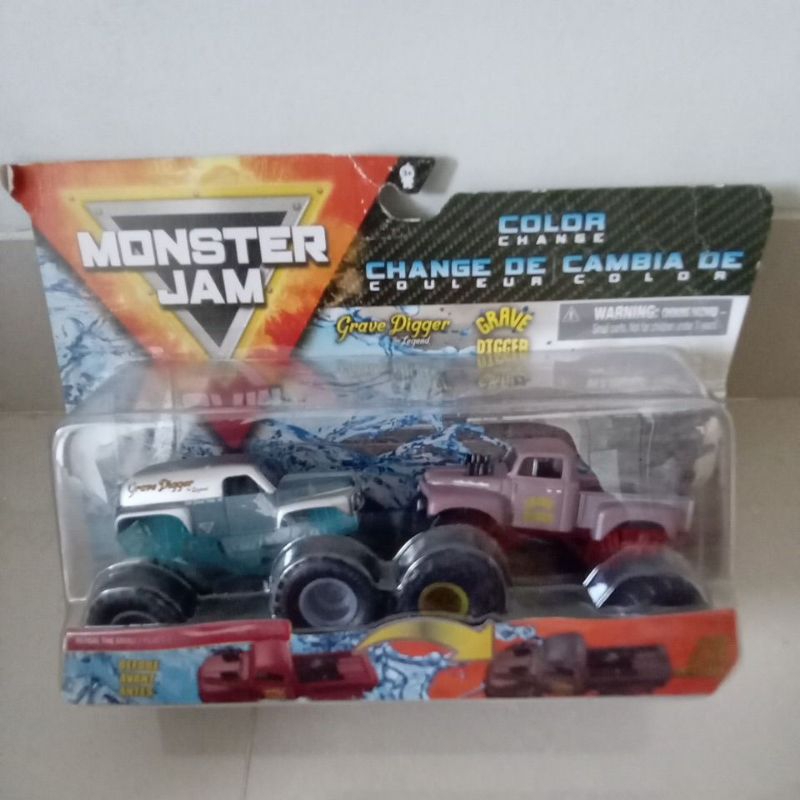 grave digger the legend vs grave digger monster jsm color changes doubles skala 64