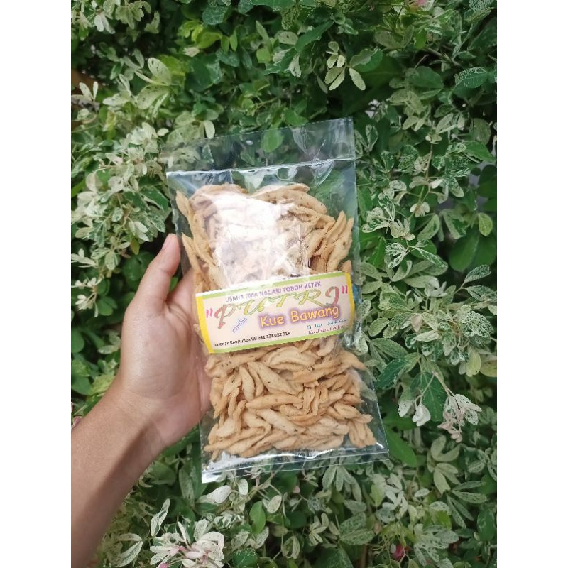 

KUE BAWANG GUNTING STIK BAWANG SANJAI PUTRI 200gr