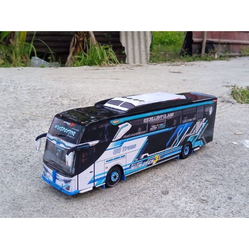 PAPERCRAFT BUS QQ TRANS "WINSPECTOR"