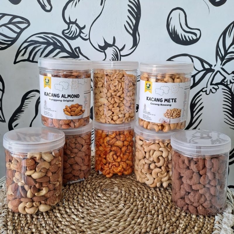

Paket Kacang Mede Mete Almond Toples Ekonomis Snack Cemilan Siap Makan