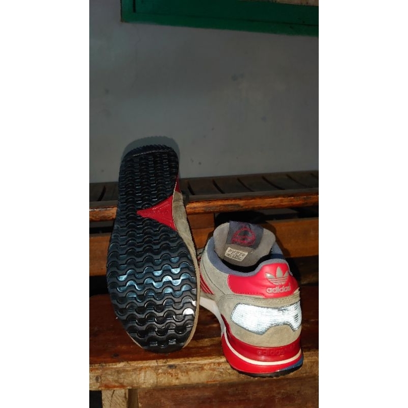 Sepatu Second AdidasZX500