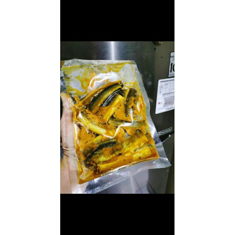 

Belut bumbu siap goreng