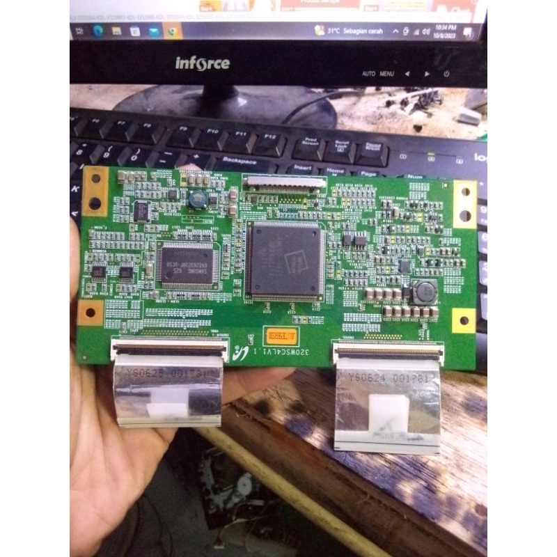 TICON - TICON TV LCD SONY KLV 32V200A