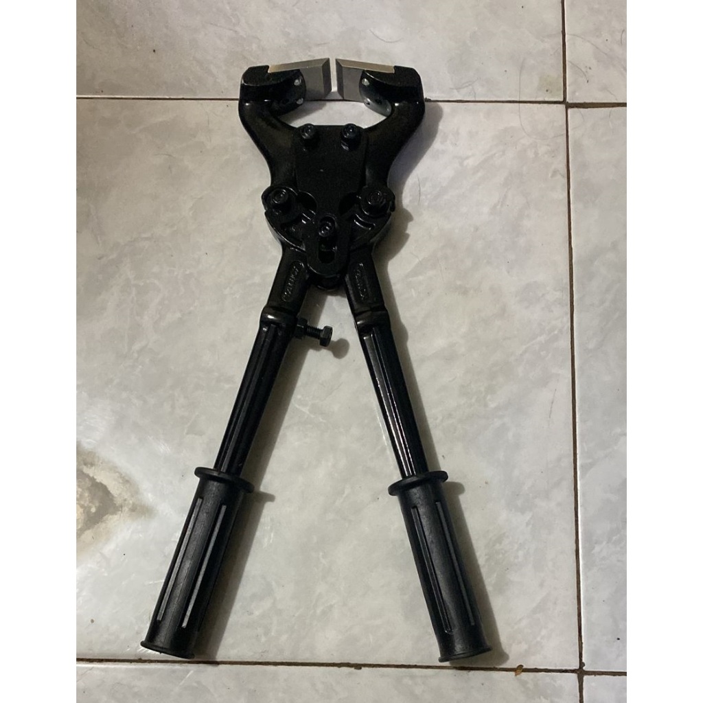 Gunting Alat Potong Kuku Hewan Sapi Kerbau Kuda BESAR / Hoof Trimmer