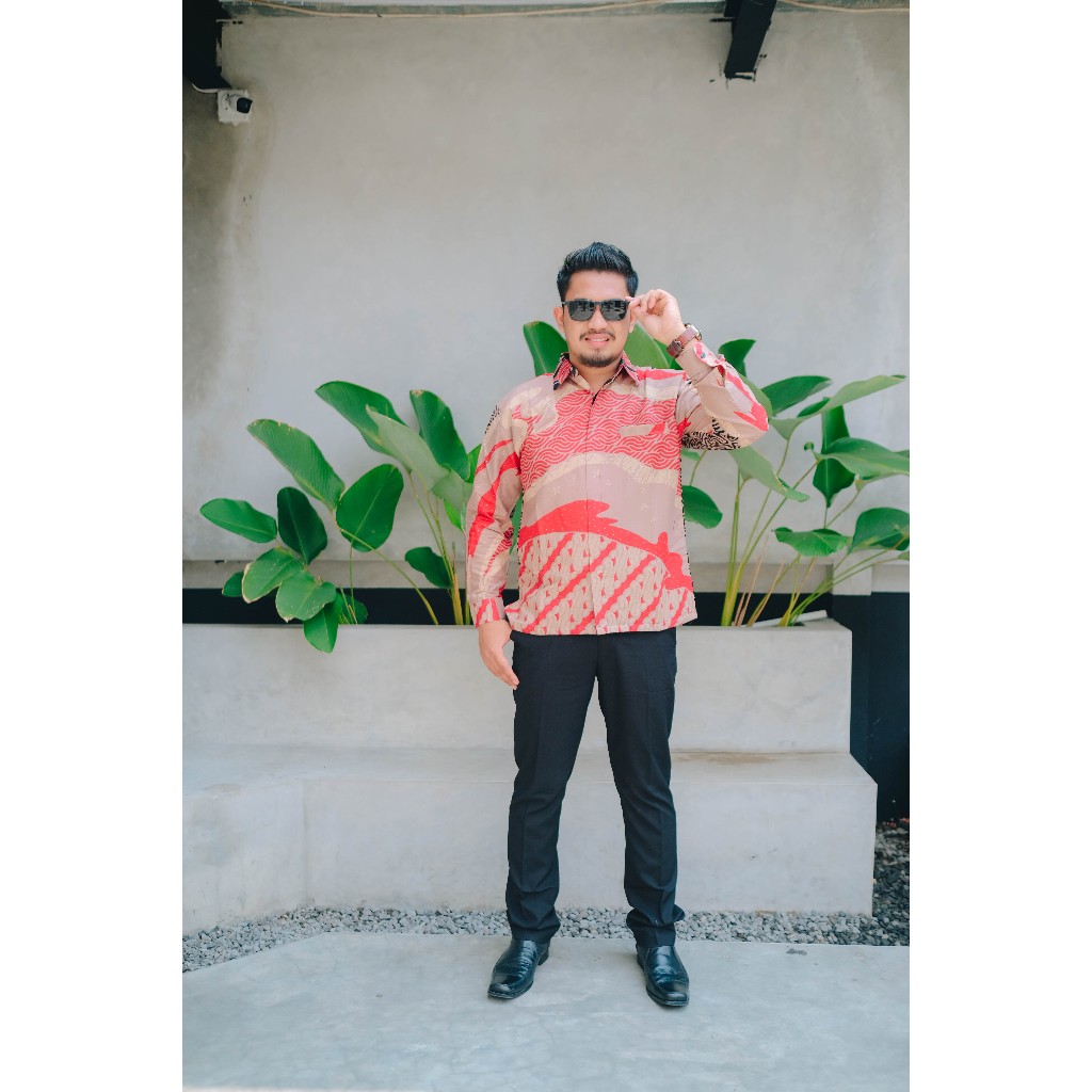 Kemeja Batik Parang Ombak Merah