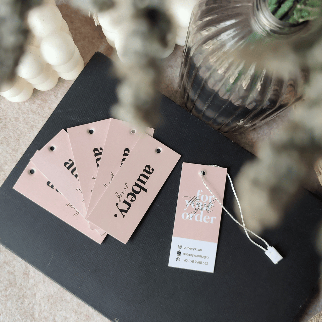 

Hangtag Ivory 310gsm custom accesories baju - hangtag baju - hangtag merek - hangtag brand - pricetag - label kertas - hangtag gantungan baju - hangtag olshop murah