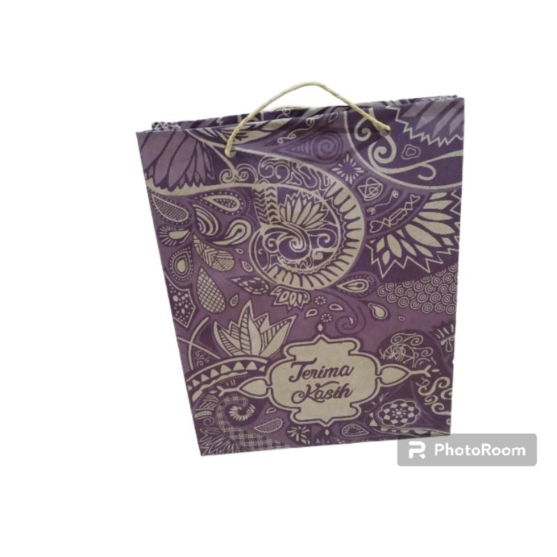 

[Tanggung] Paperbag motif tulisan Terimakasih (17x21x5) Premium