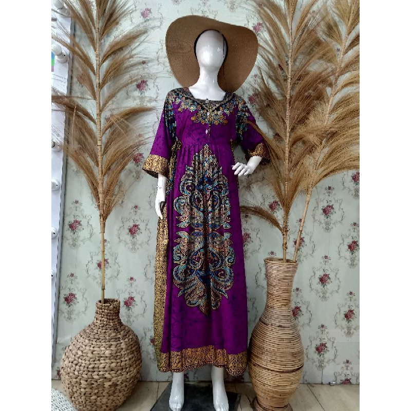 Kartika prada sultan