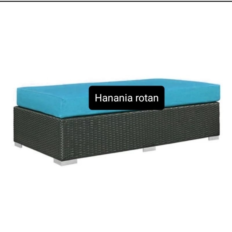 kursi Santai Minimalis Rotan Sintetis