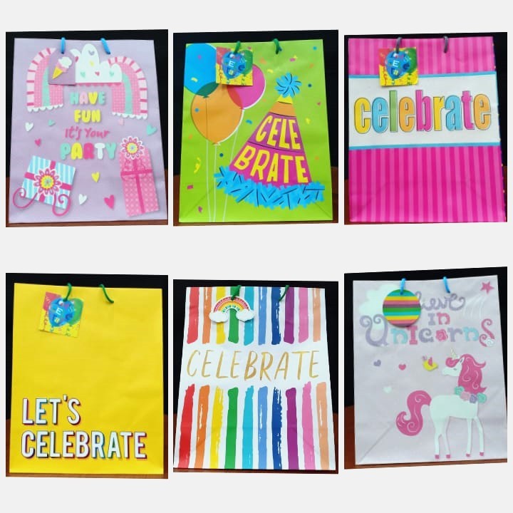 

ANNYEONG HASEYO GIFT SHOP | Paper Bag - Tas Kertas Kado | Celebrate | 26,5 cm x 13.5 cm x 32.5 cm