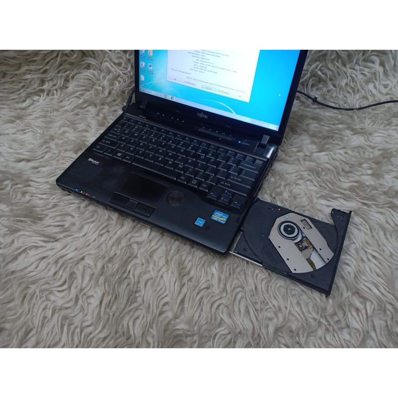 Notebook fujitsu lifebook p772 core i7-3667U Ram 8GB (W208)