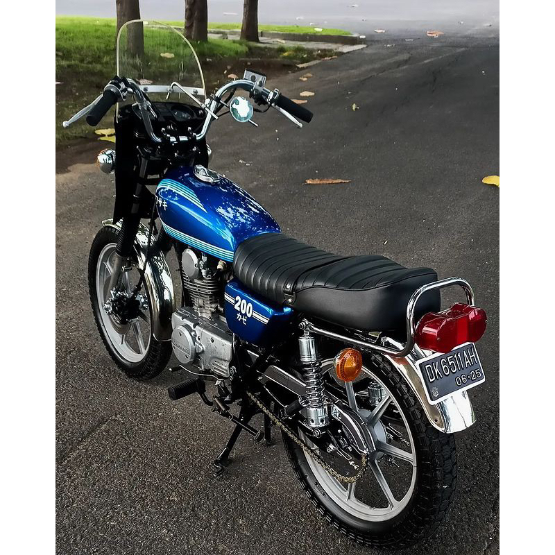 stang xs650 sr400 kz200 thunder 250 w175 bsa royalenfield w250 // Hilda // disiniadasetang