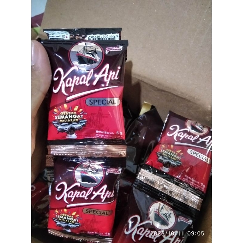 

Kopi Kapal Api Mini Sachet 6 gr Isi 10
