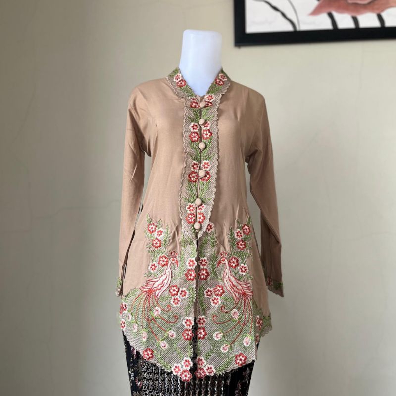 Nozamstore~Kebaya Modern Bordir Bunga Merak/kebaya modern/kebaya encim/kebaya nyonya/kebaya bordir/k