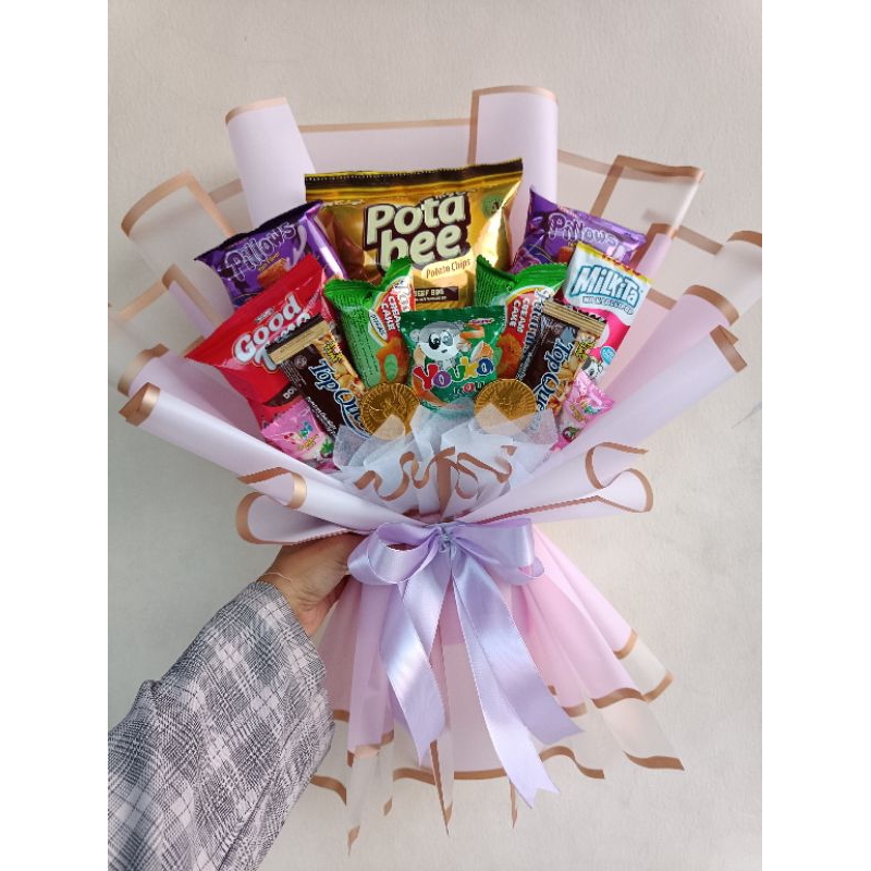 

BUKET SNACK KADO ULANG TAHUN | WISUDA | HAMPERS
