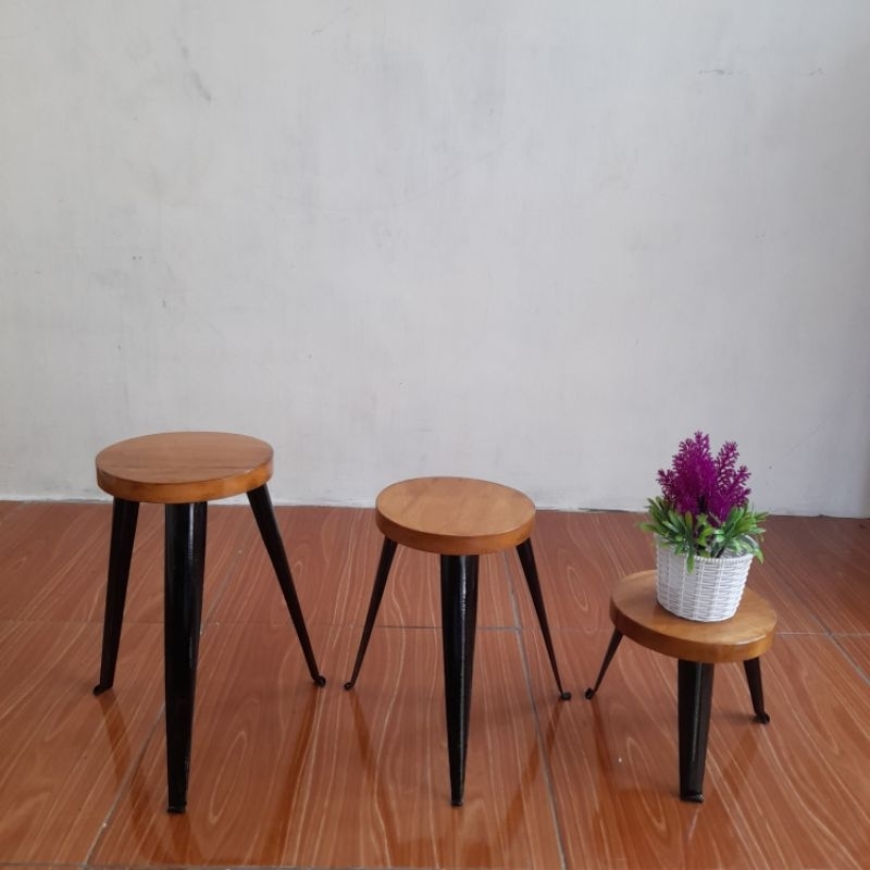 standing pot/tempat bunga/pot kayu/pot besi/meja mini serbaguna