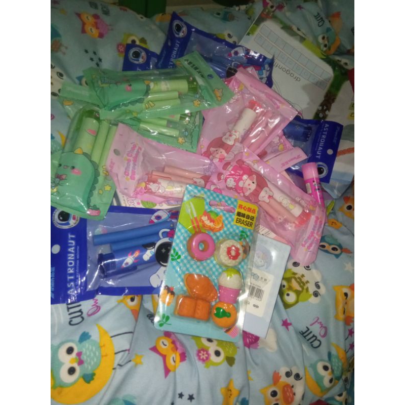 

penghapus cetek dan makanan