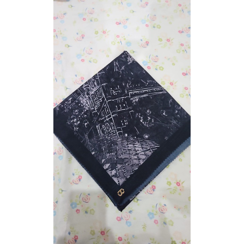 PL VGC NEW YORK 1 BUTTONSCARVES