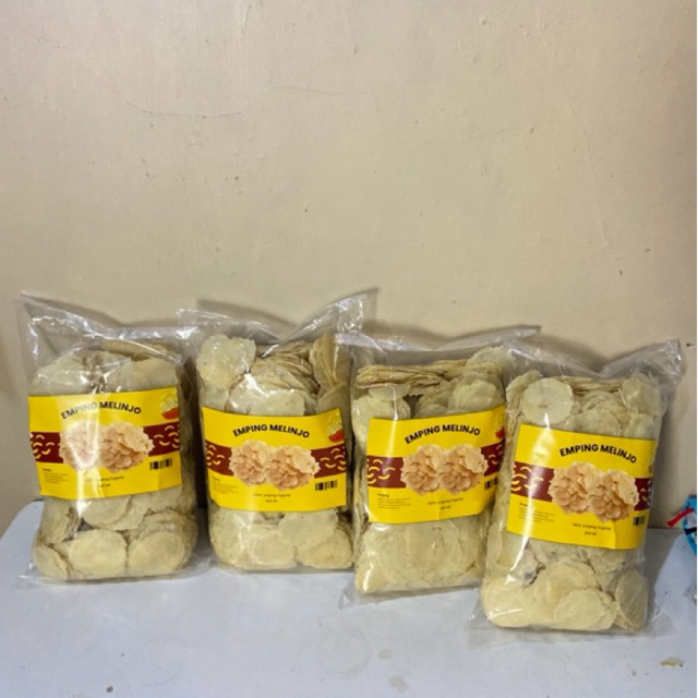 

Emping berkualitas 1 kg mentah super tipis